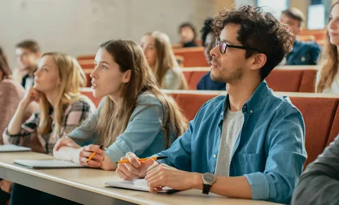美国适合国际学生攻读MBA的大学
