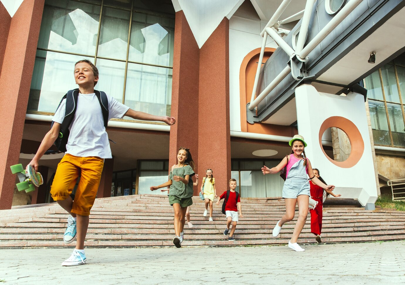 Las mejores escuelas internacionales de Dubái: plan de estudios, proceso de admisión e instalaciones