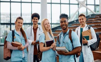 美国最适合国际学生的医学院